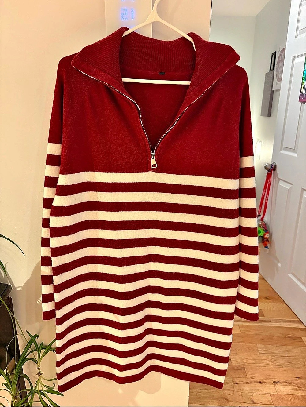 Striped Quarter-Zip Sweater in Red & White Like New